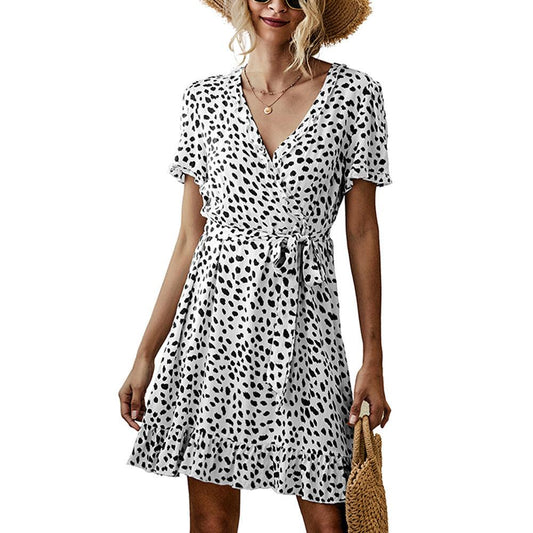 V-neck Ruffle print dress - Trendha