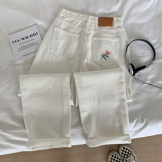 Tulip Pocket Embroidered Jeans (White)