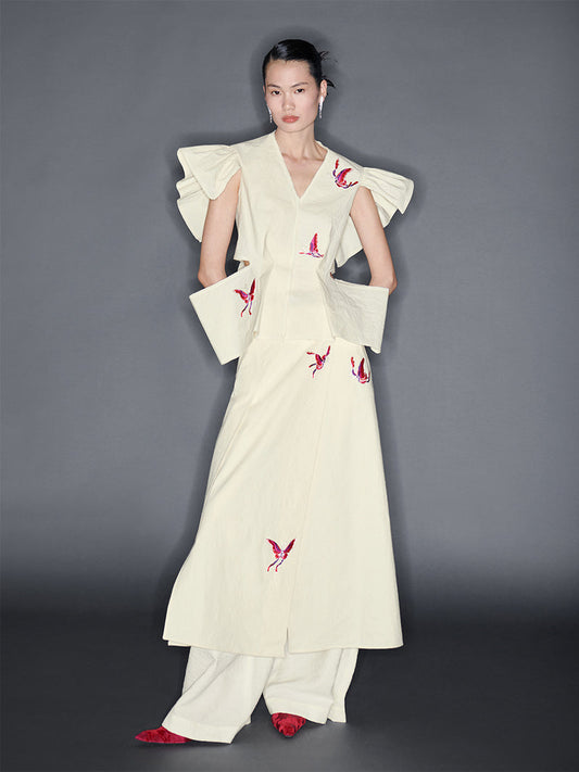 M essential Mackay designer butterfly-embroidered V-neck top skirt pants set - Amisa