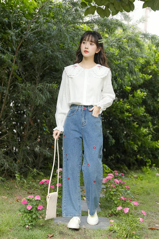 Popping Daisy Embroidered Jeans (Dark Denim)