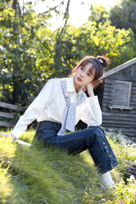 Rose Button Embroidered Jeans (Dark Denim)