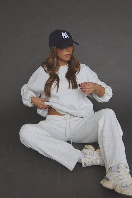 RESTOCKED :Lennox Crew Neck Sweatshirt In Heather White