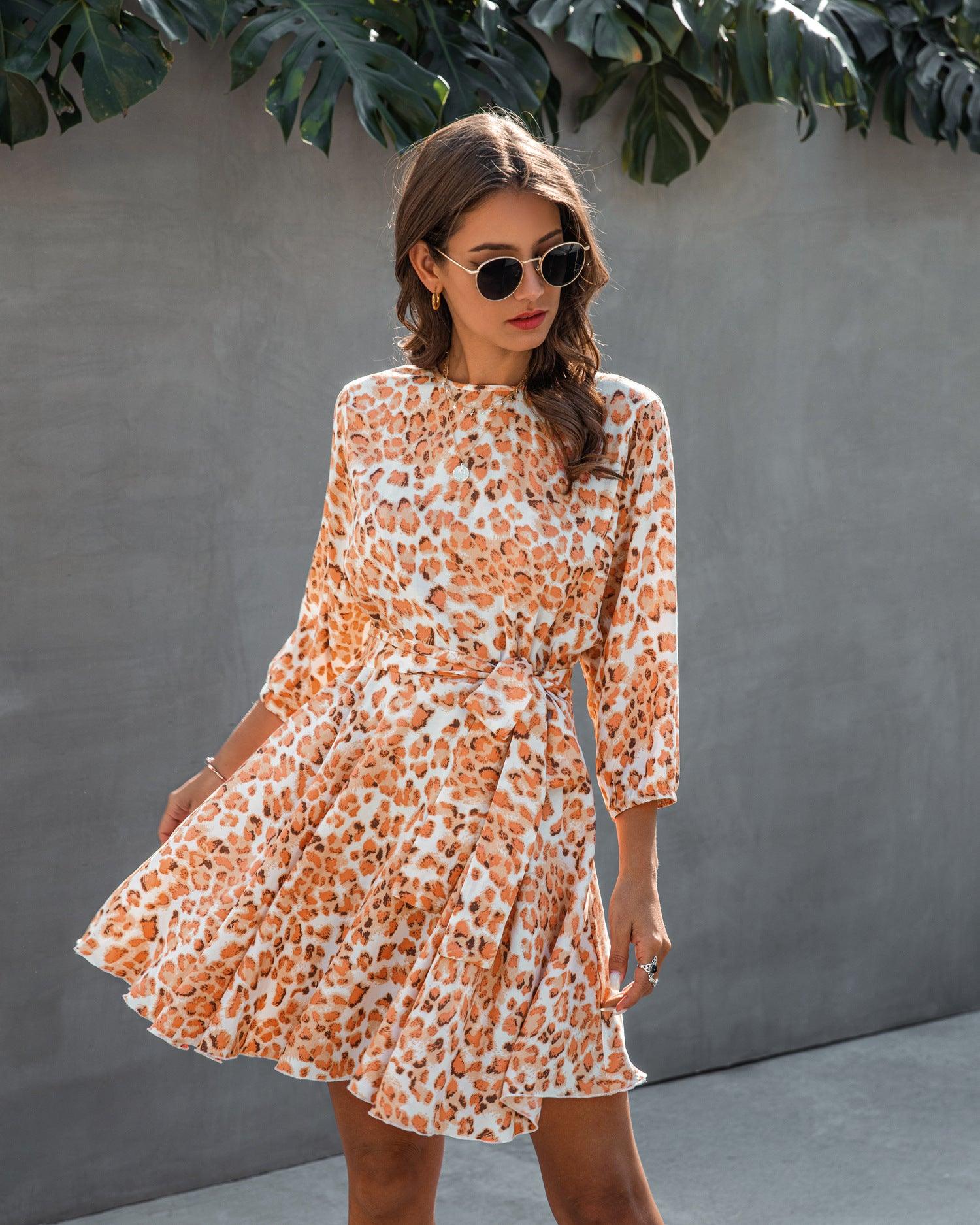 Women's dress with leopard print - Trendha