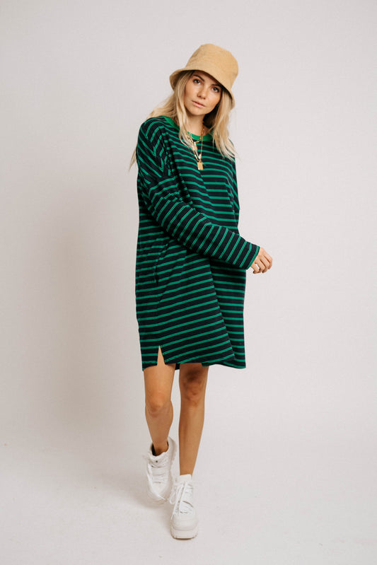 Electric Feel Tee Dress// Navy