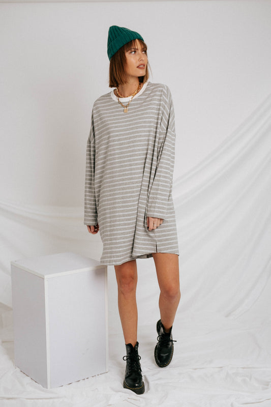Electric Feel Tee Dress// Gray