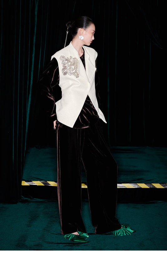 M essential Mackay designer embroidered stand-collar vest velvet top pant set - Niara