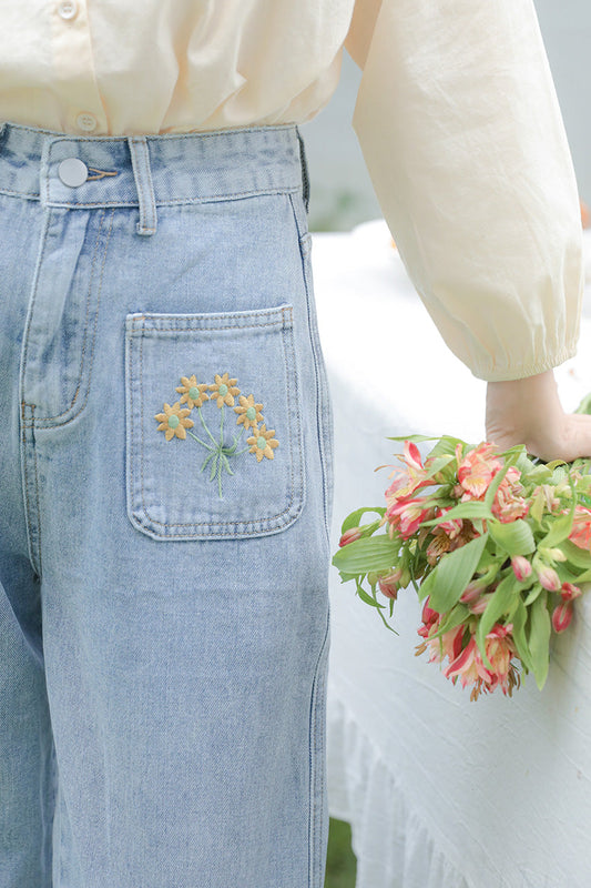 Embroidered Sunflower Pocket Jeans (2 Colors)