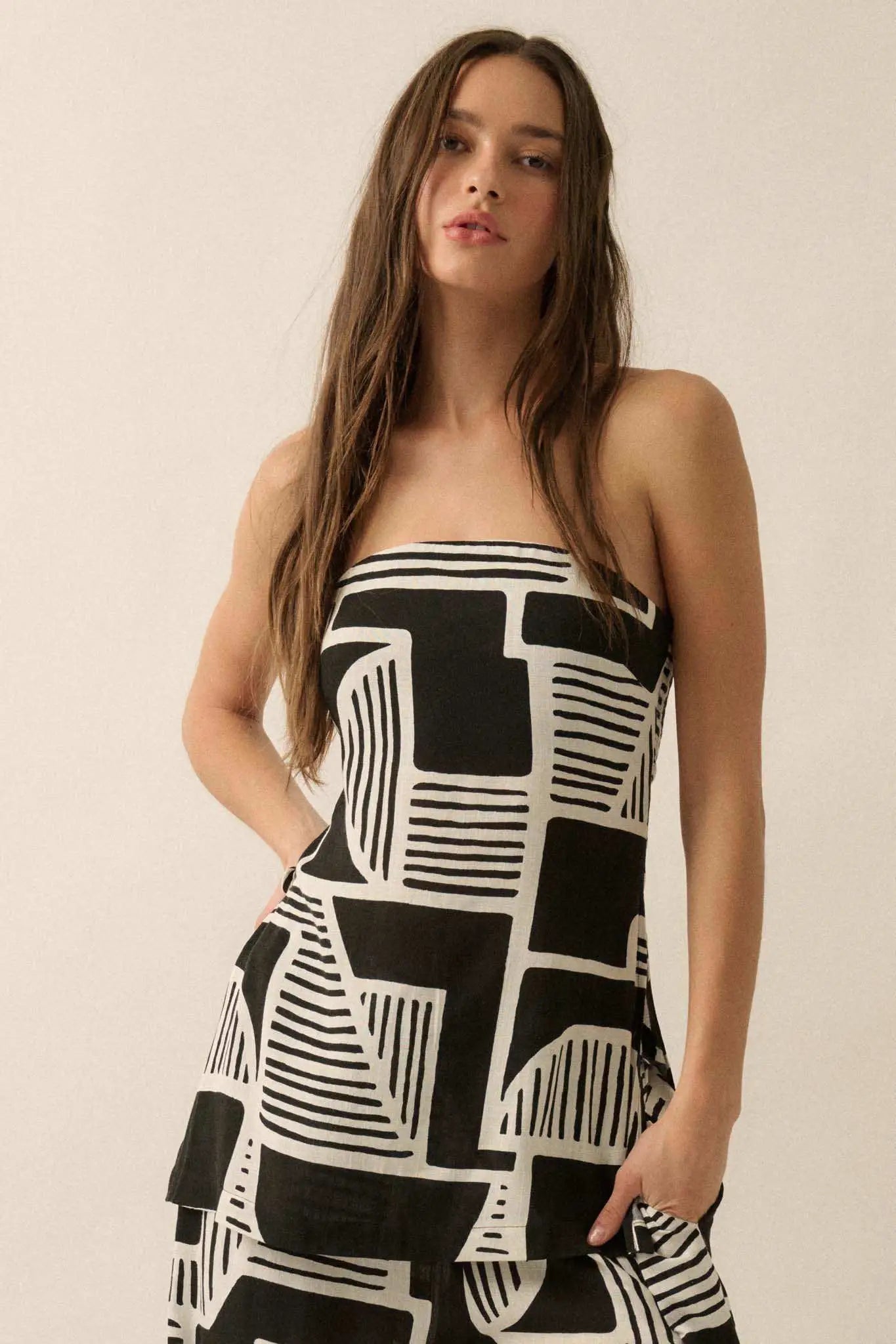 Shape Shift Geo-Print Strapless Tunic Top - ShopPromesa