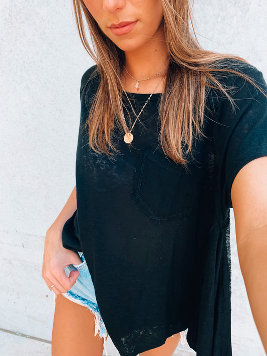 SALE : Black Oversized Pocket Tee