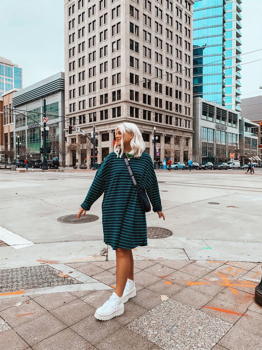 Electric Feel Tee Dress// Navy