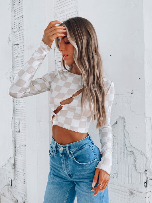 SALE :Checkered Long Sleeve Top